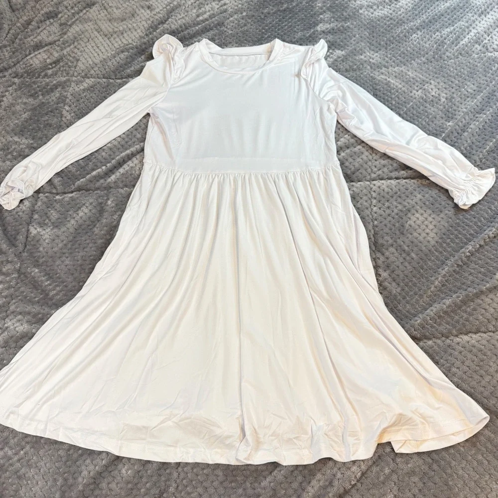 White Long Sleeve Maxi Dress Girls Ruffle Shoulder Elastic Cuff Crew Neck 33in